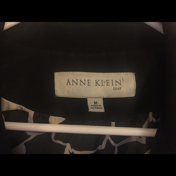 Anne Klein light weight jacket - Picture 3 of 4